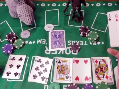 Xogo Casual Poker Online en liña