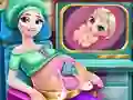 Xogo Ice Queen Pregnant Check-Up en liña