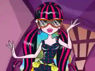 Xogo Draculaura Swimsuits Design en liña