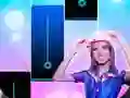 Xogo Ana emilia Piano Tiles en liña