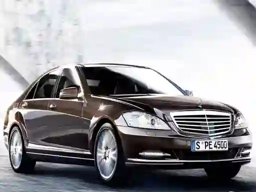 Xogo Luxury Sedan Suzzle en liña