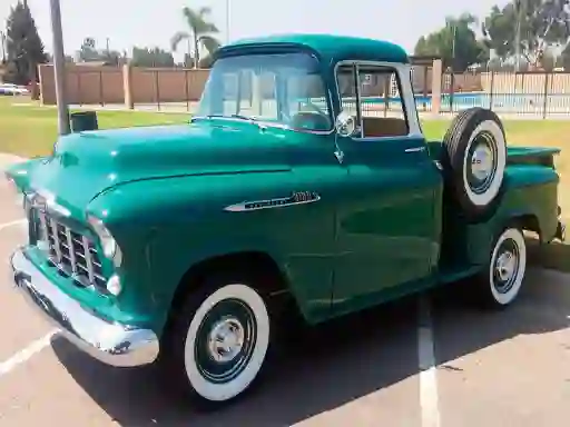 Xogo Classic Trucks Puzzle en liña