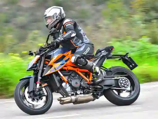 Xogo KTM Super Duke R en liña